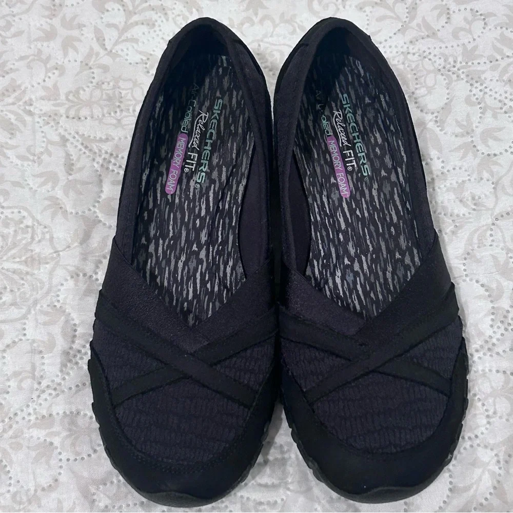 Skechers Relaxed Fit Bikers Wayfarer Women’s Comfort Slip On Black Suede Sz 8.5 - Picture 6 of 13